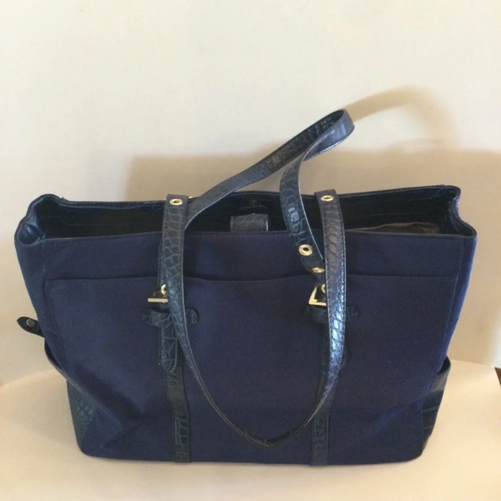 Tutilo New York Navy Blue Briefcase Tote Laptop Bag With IPad Seperate Bag Nice
